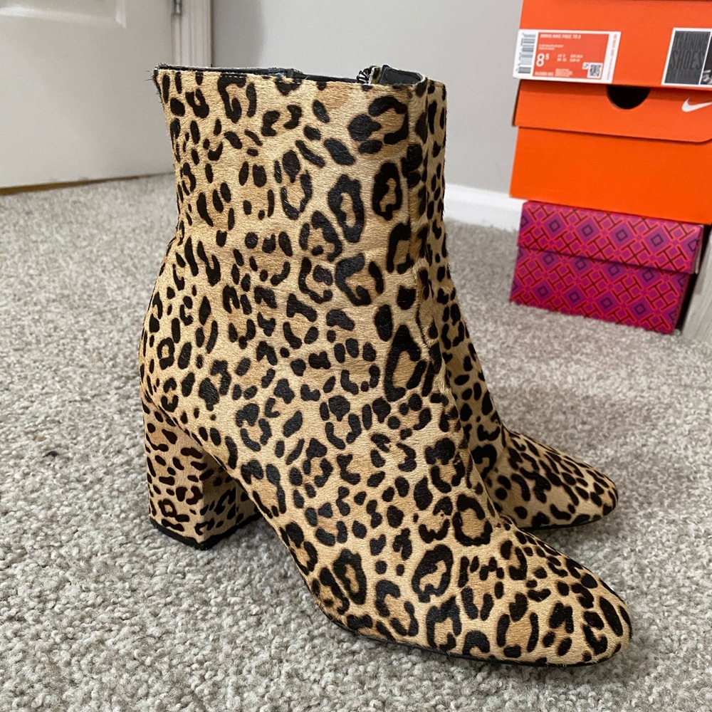 Halogen Leopard Booties